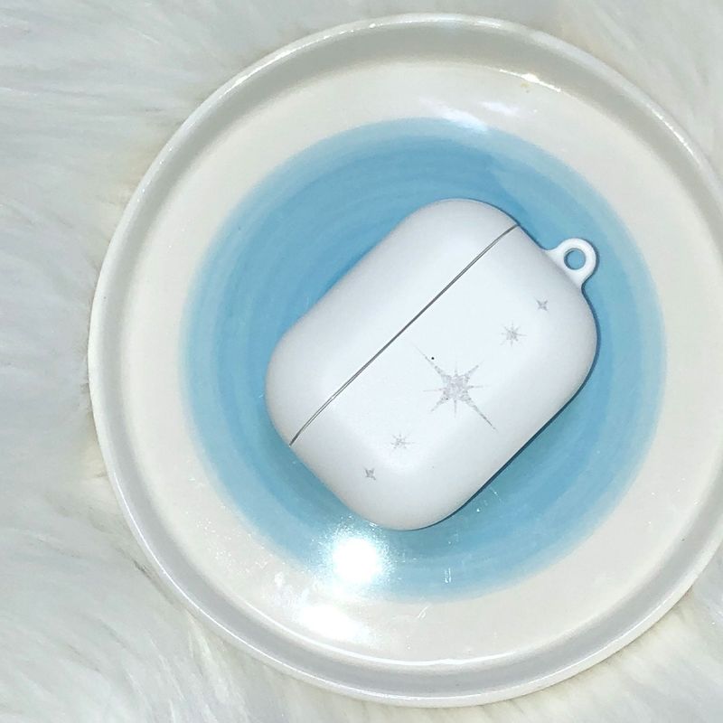 WATERJEAN(ウォータージン)の「piece of light airpods case (white)(Smartphone Accessories)」