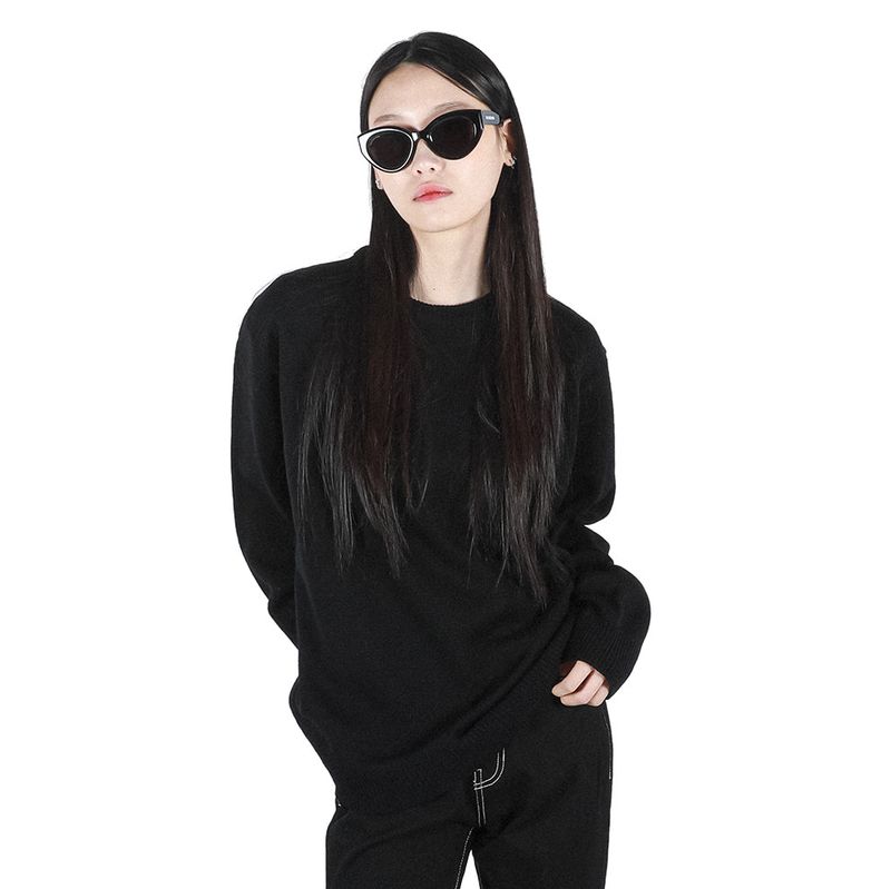 C Wear by the Genius（シーウェア バイザジーニアス）の「MINIMAL ROUND KNIT BLACK（Tops）」