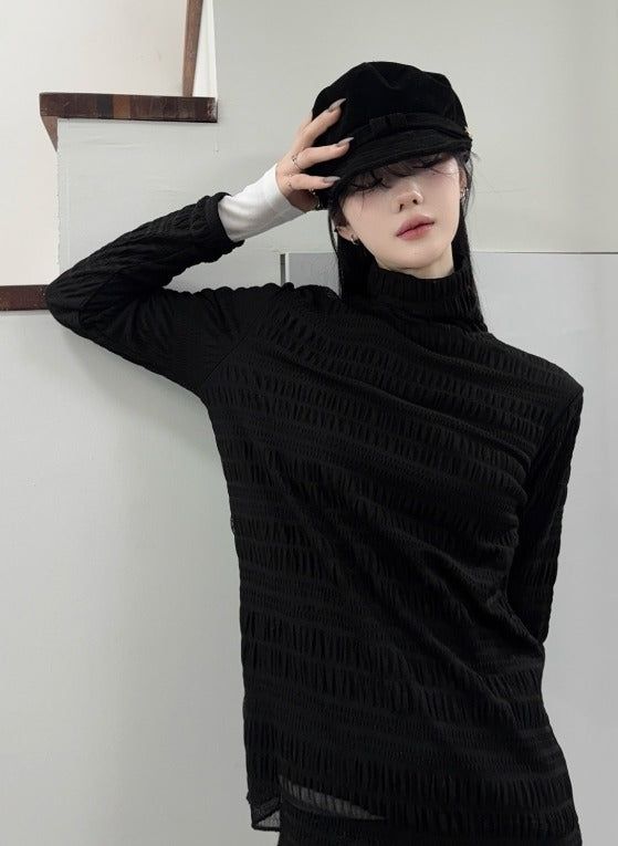 EEUN(イウン)の「Wrinkle Fleece Turtle Sleeve(Tops)」
