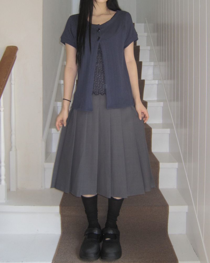 Newen Pleated Midi Skirt