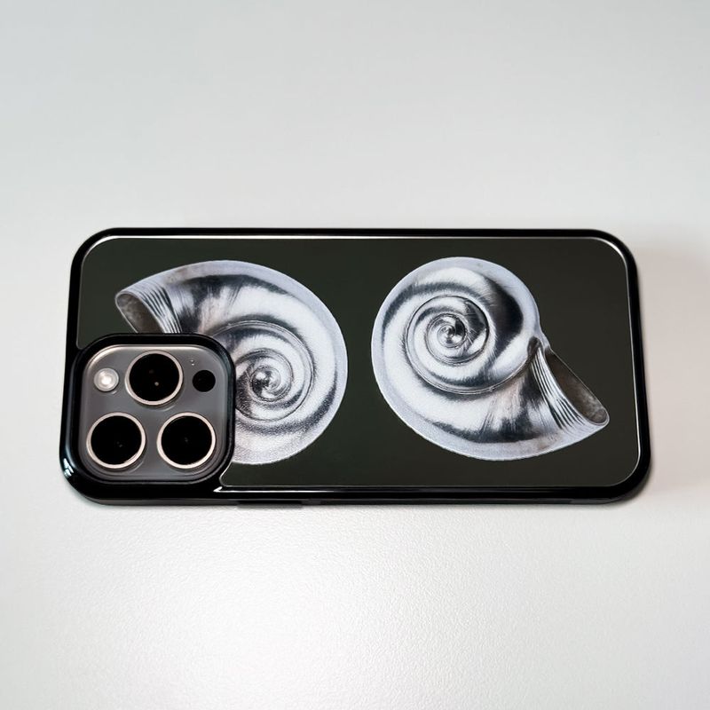 NTA Silverborn Concha Bumper Mirror Phone Case