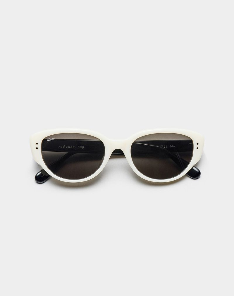 FAKEME（フェイクミー）の「レッドゾーンSUPサングラス（ファッション小物）」