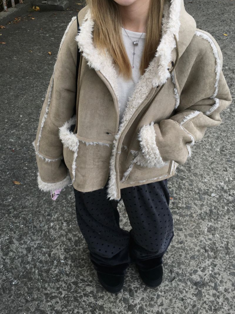 Camel Crop Suede Fur Mustang (2c)