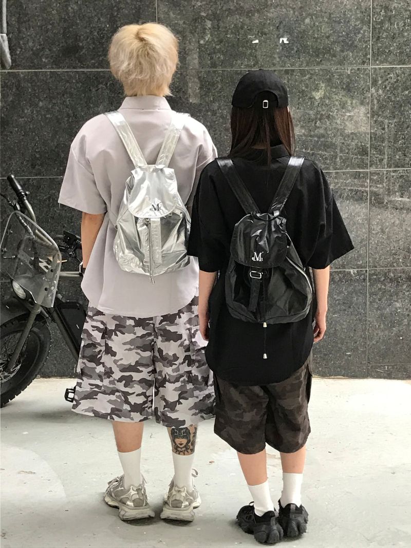 GLOSSY MINI SILVER BACKPACK (2color) 