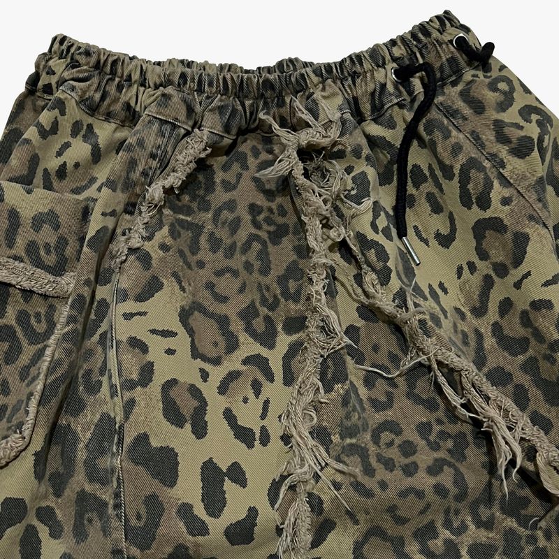 leopard grunge capri shorts_beige