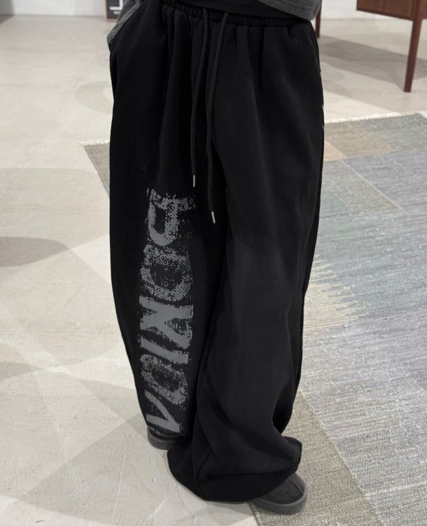 Type stamping wide pants