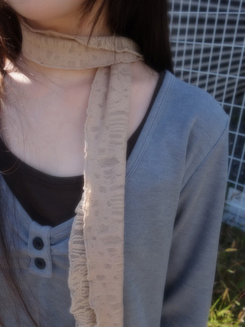 two-tone layered tee