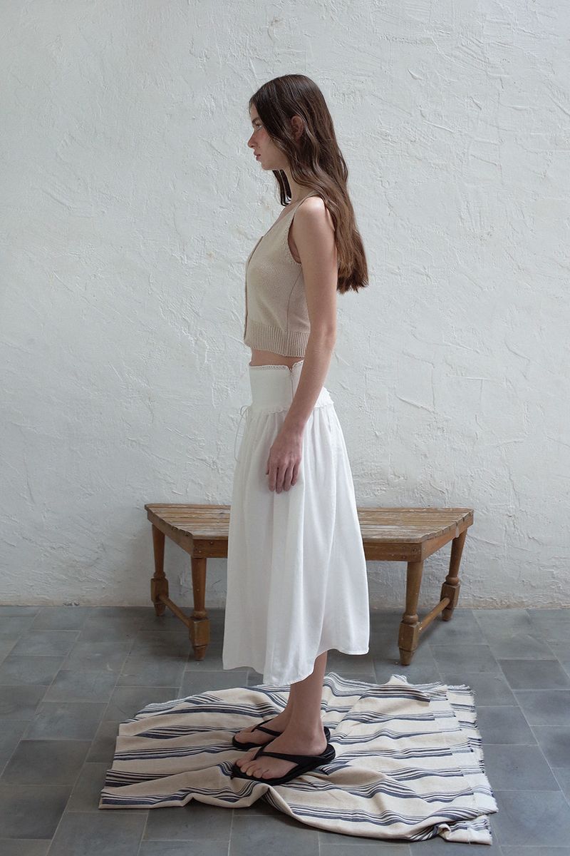 Nuts sleeveless knit_beige
