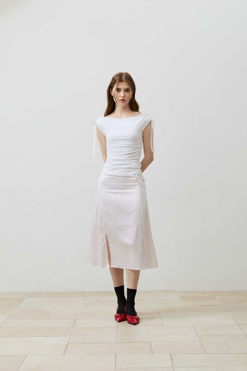 LILY OFF-SHOULDER SHIRRING TOP / WHITE
