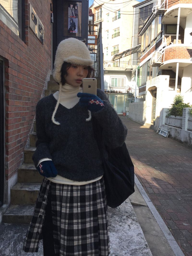 [MD Pick]Wool-Touch Brush V-Neck Knit (4 Colors)