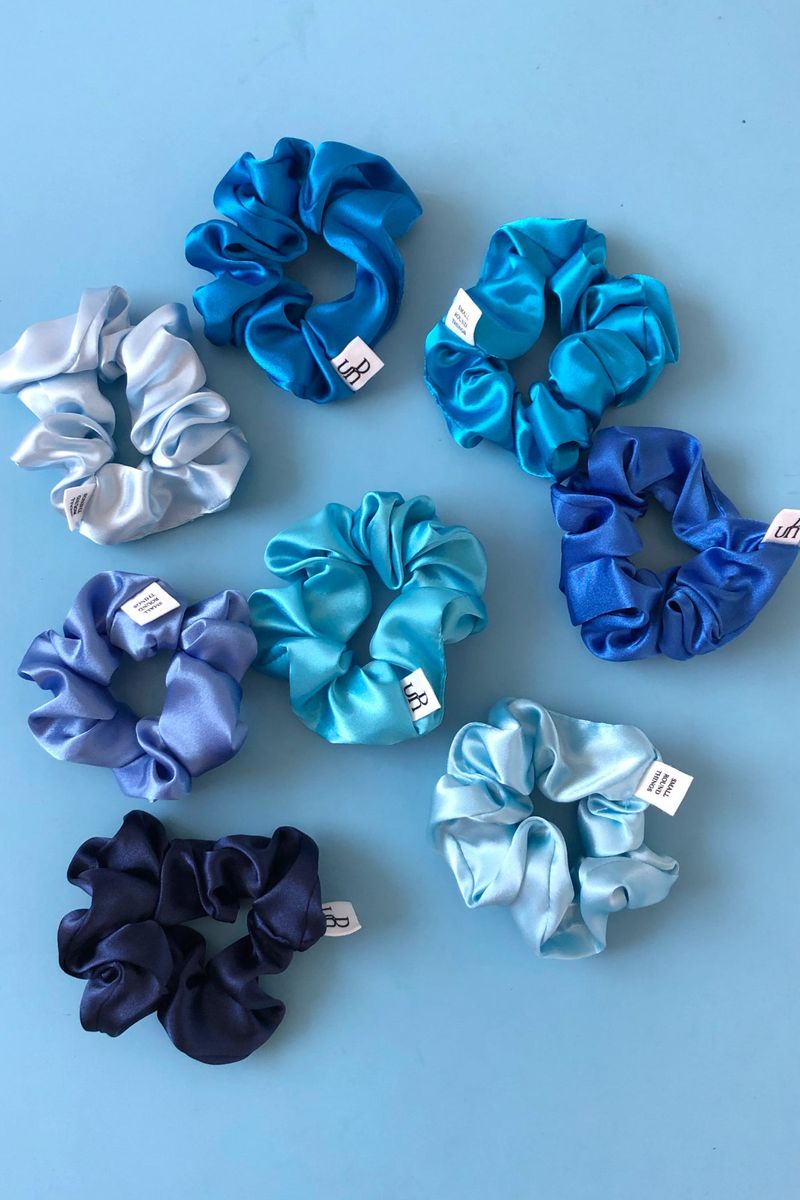 dungeureon（ドゥングロン）の「Our Scrunchie (Blue) - Mini (8 color) (2 set)（Hair Accessories）」