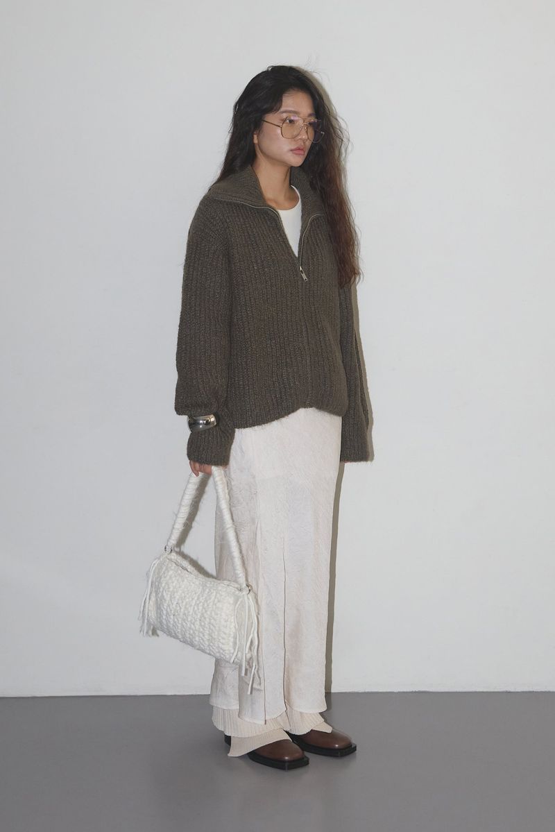 WOOLLY BAG_white