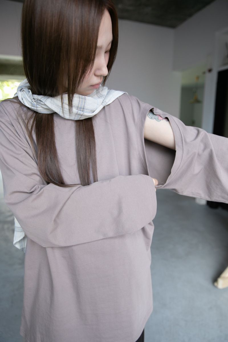 hole shoulder over long top(3colors)