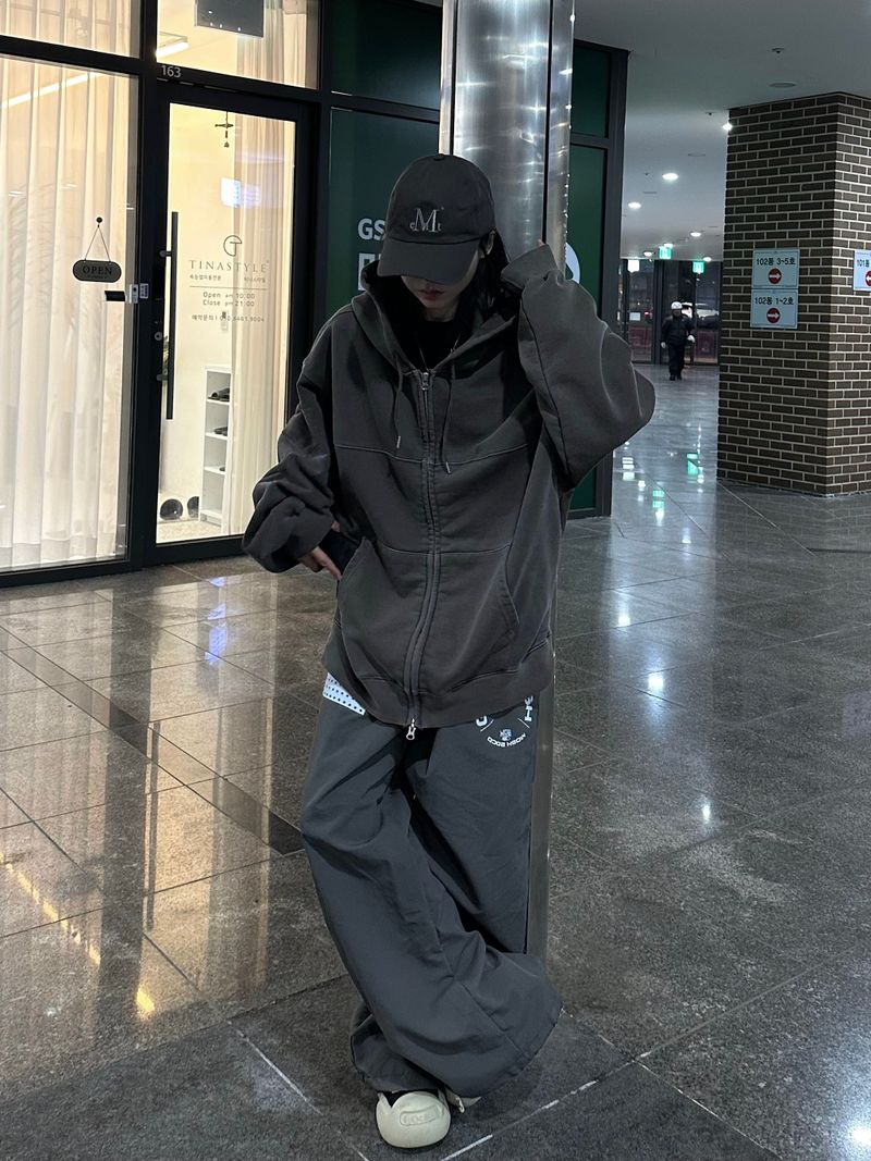 flag track nylon pants