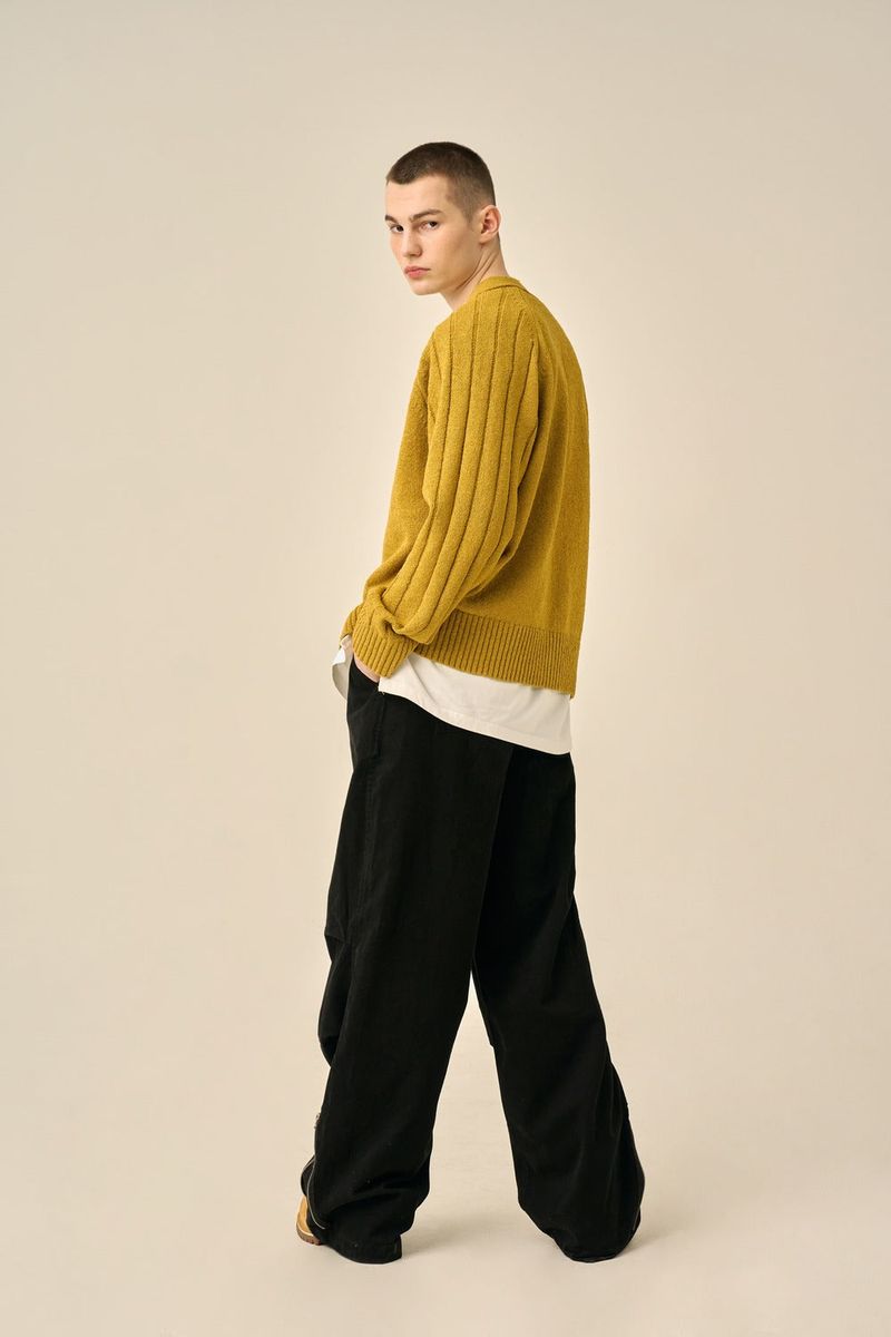 RAGLAN PATTERN BOOKLE CARDIGAN - OLIVE