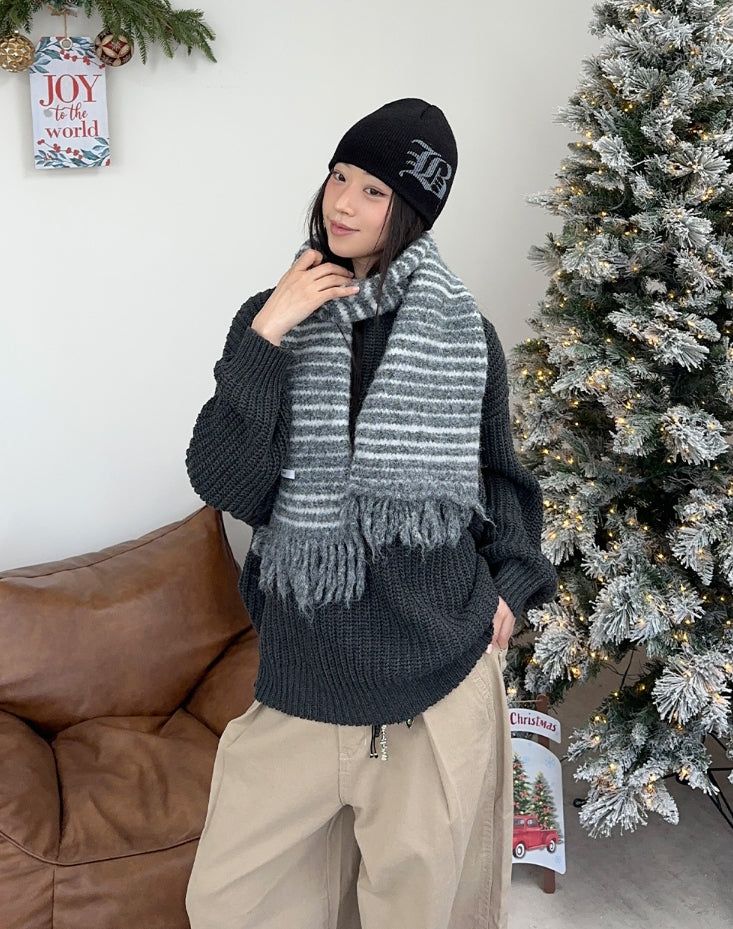 Rupel Haji Round Knit