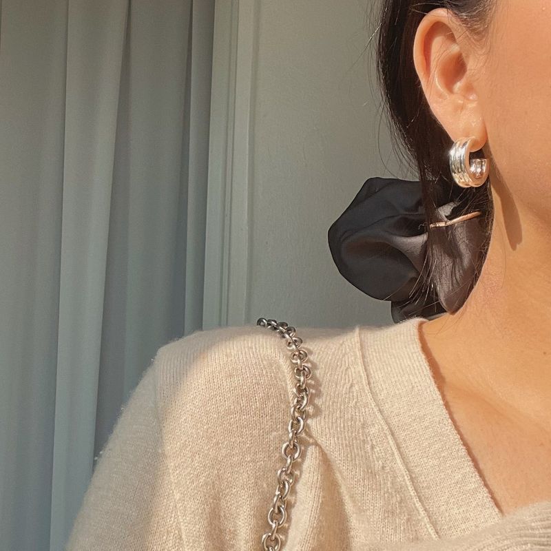 Isabelle Hoop Earrings
