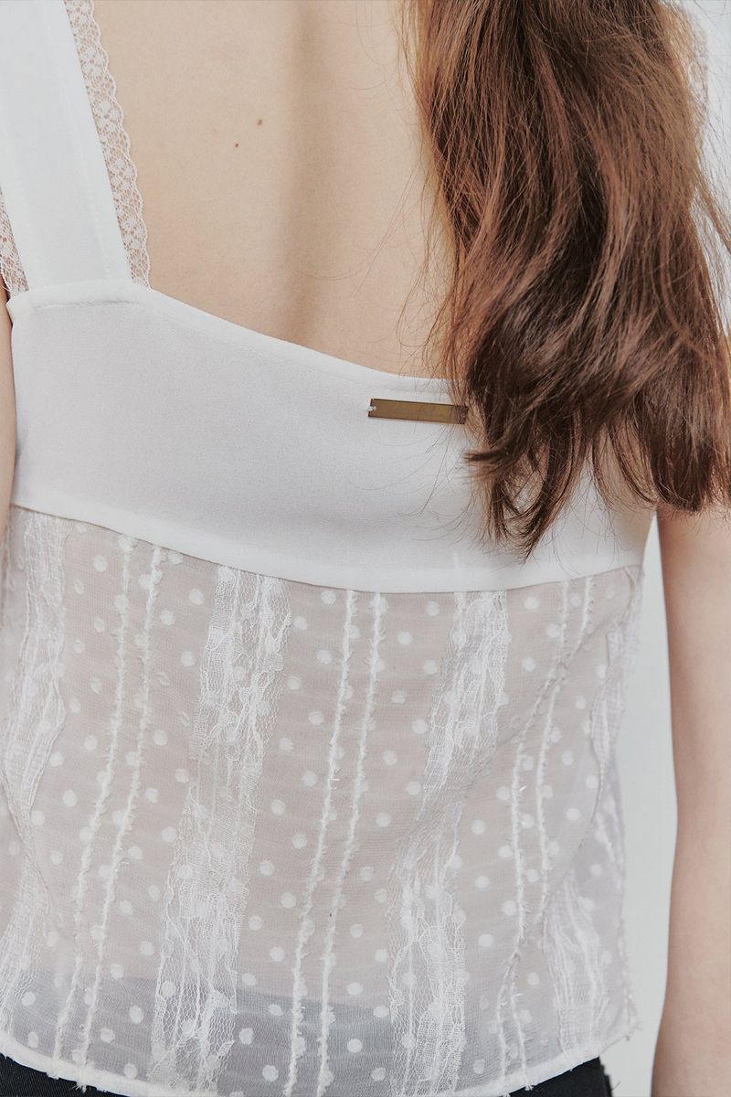 PURITY LACE TOP white