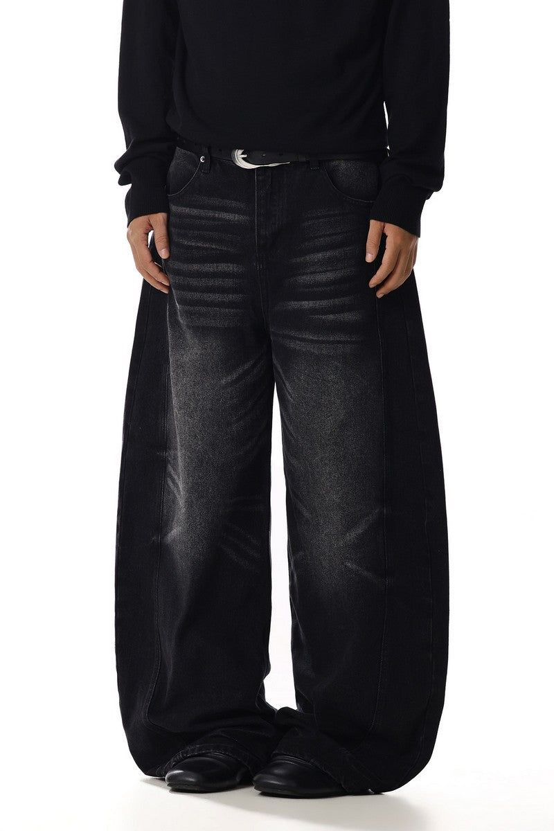 MBEXX（エムビーイーエックスエックス）の「Curved Whisker Jeans（Pants）」