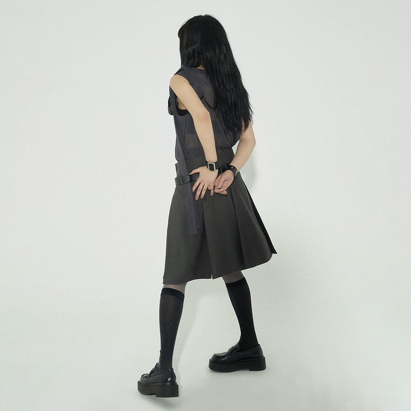 PROPELLER SKIRT: CHARCOAL