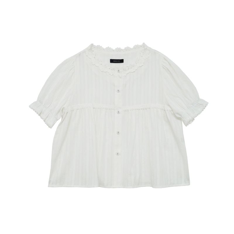 KOOKEESEE（クキシ）の「Lace Puff Blouse (White)（Tops）」