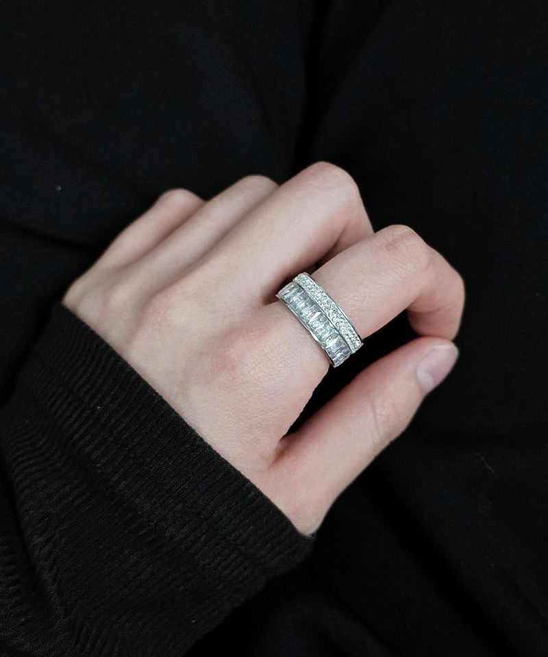 Cubic Tennis Bold Ring