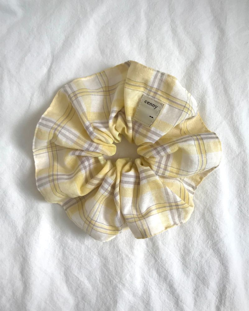 Vintage Hair Ruffle - Lemon Cream puff