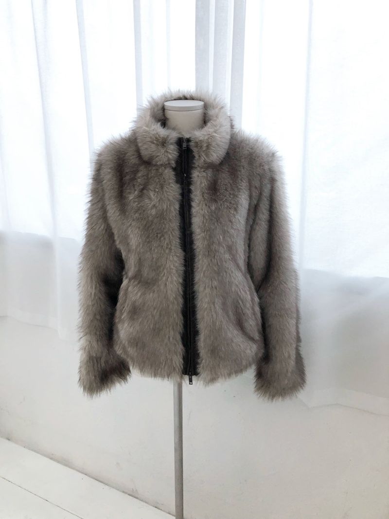 Fox fur zip-up