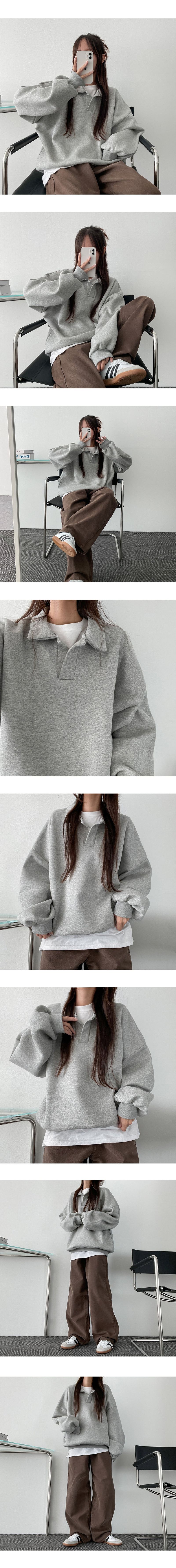 Napping turtleneck collar sweatshirt