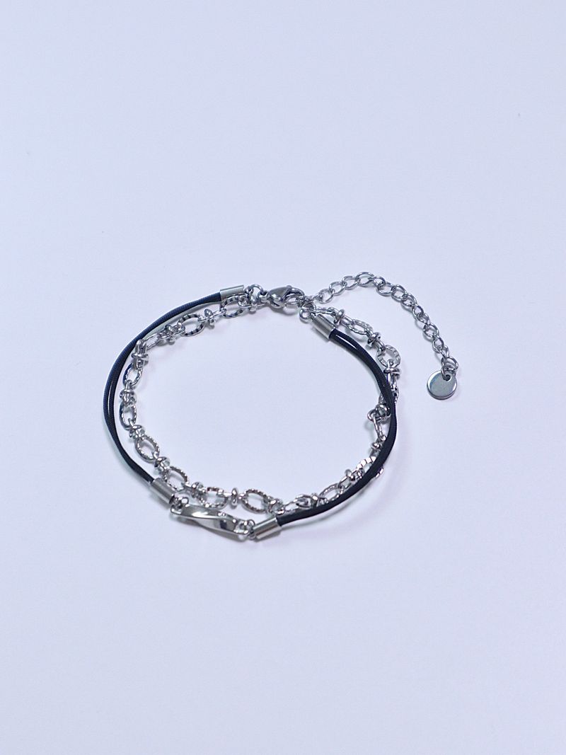 All surgical seel new wave layered string bracele