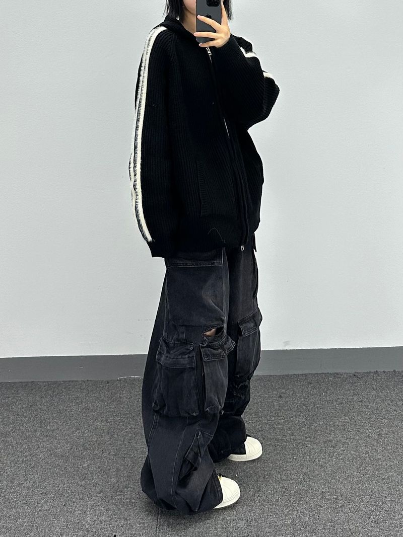 hairy line knit zip-up