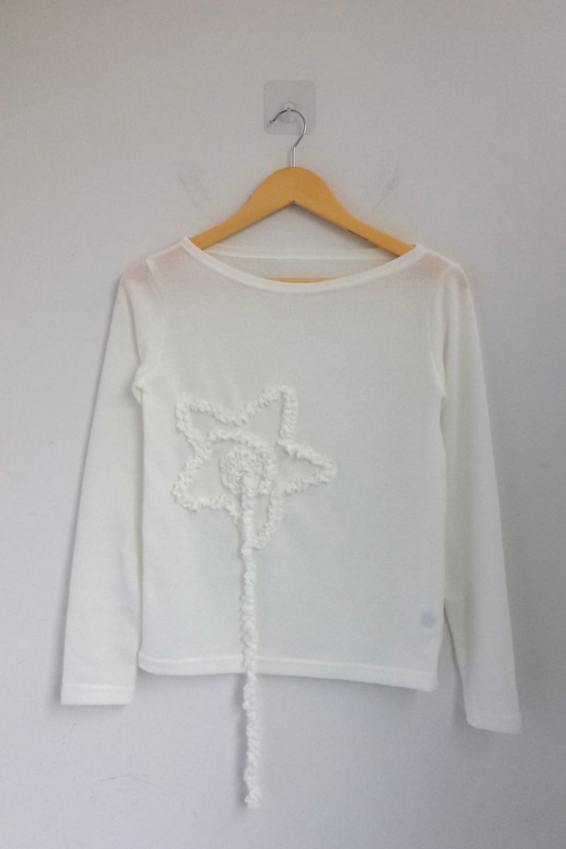 Creamy Star Knit Top
