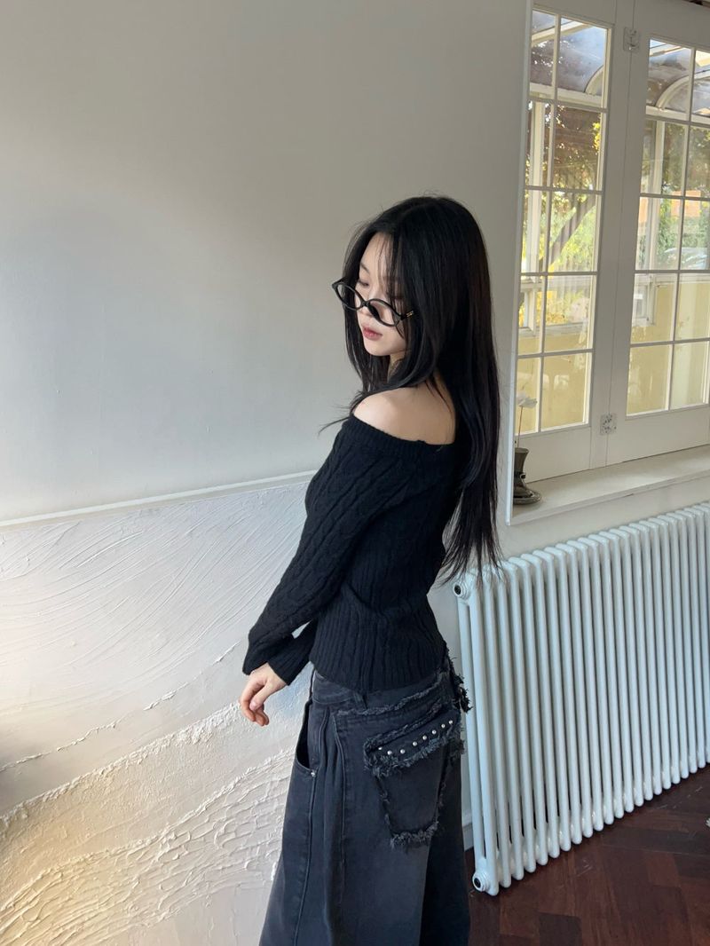 Rough Muse Tassel Ball Stud Wide Long Denim Pants