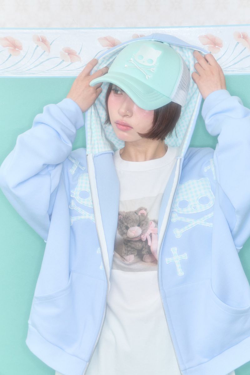KIRI SKULL PATCH HOODIE (BLUE)