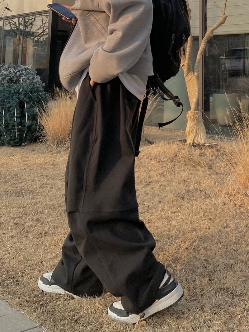  Lively balloon sweat pants