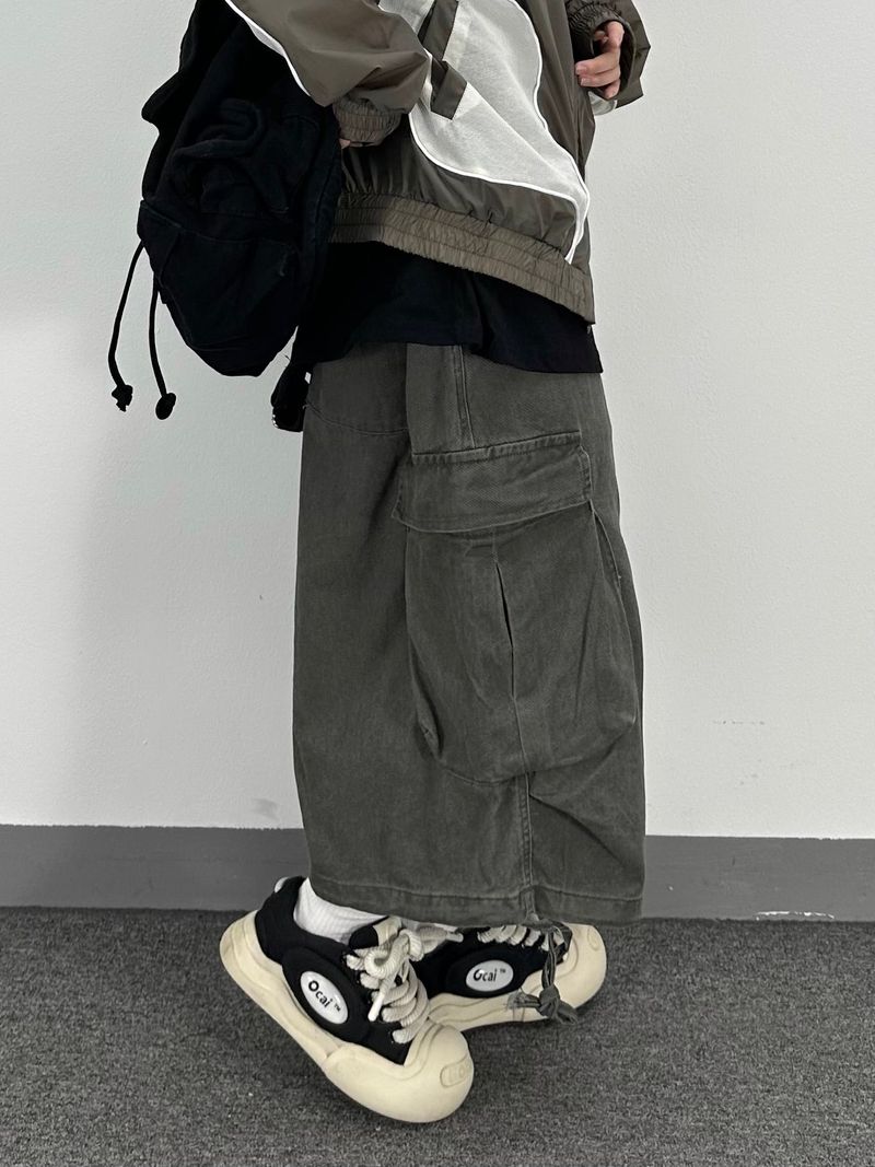strap cargo bermuda pants