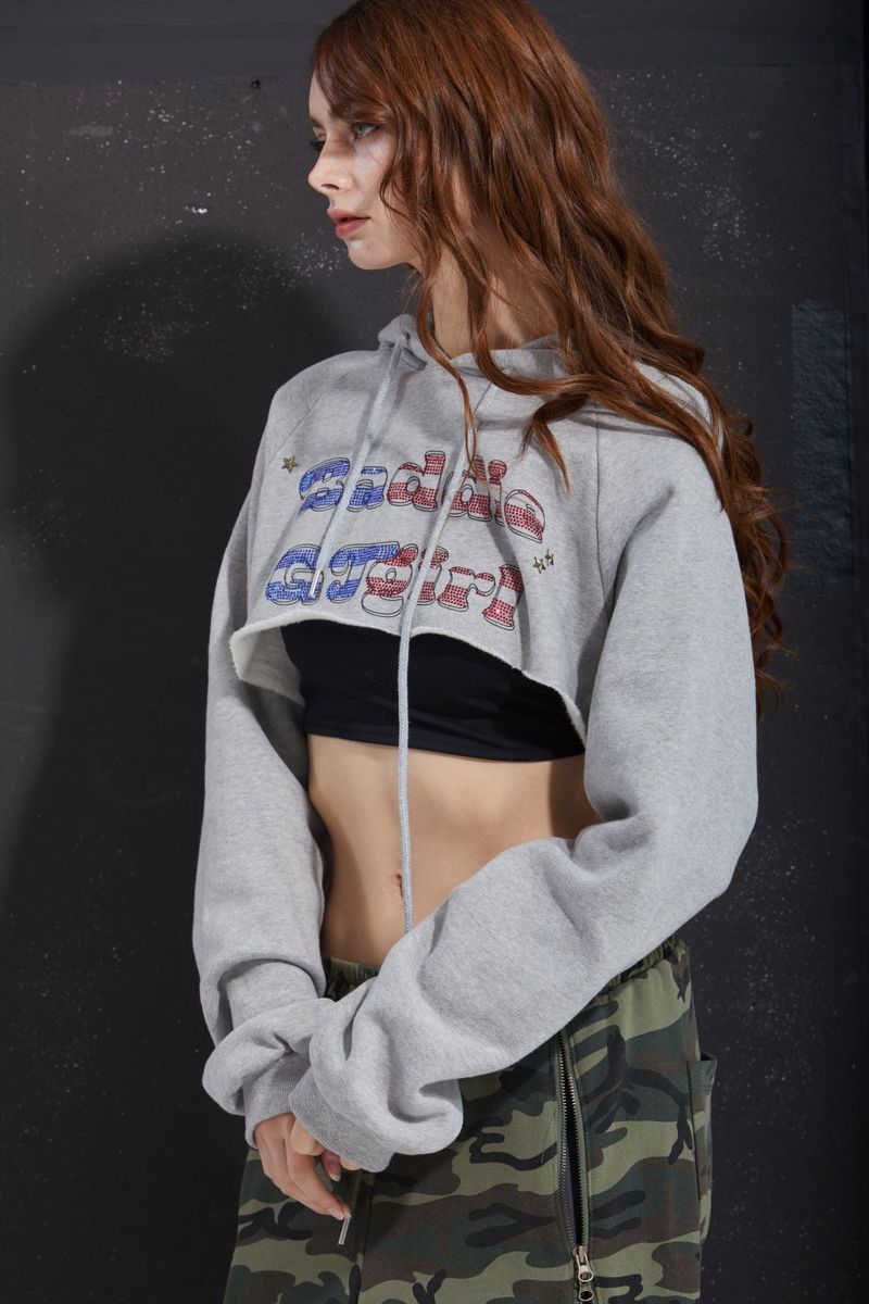 BADDIE CROPPED HOOD