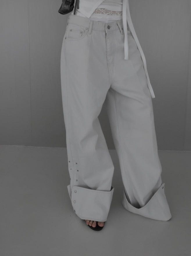 mnem（ムネム）の「Mobel Snap Roll-up Cotton Pants（Pants）」