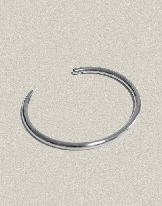 Round bangle Silver