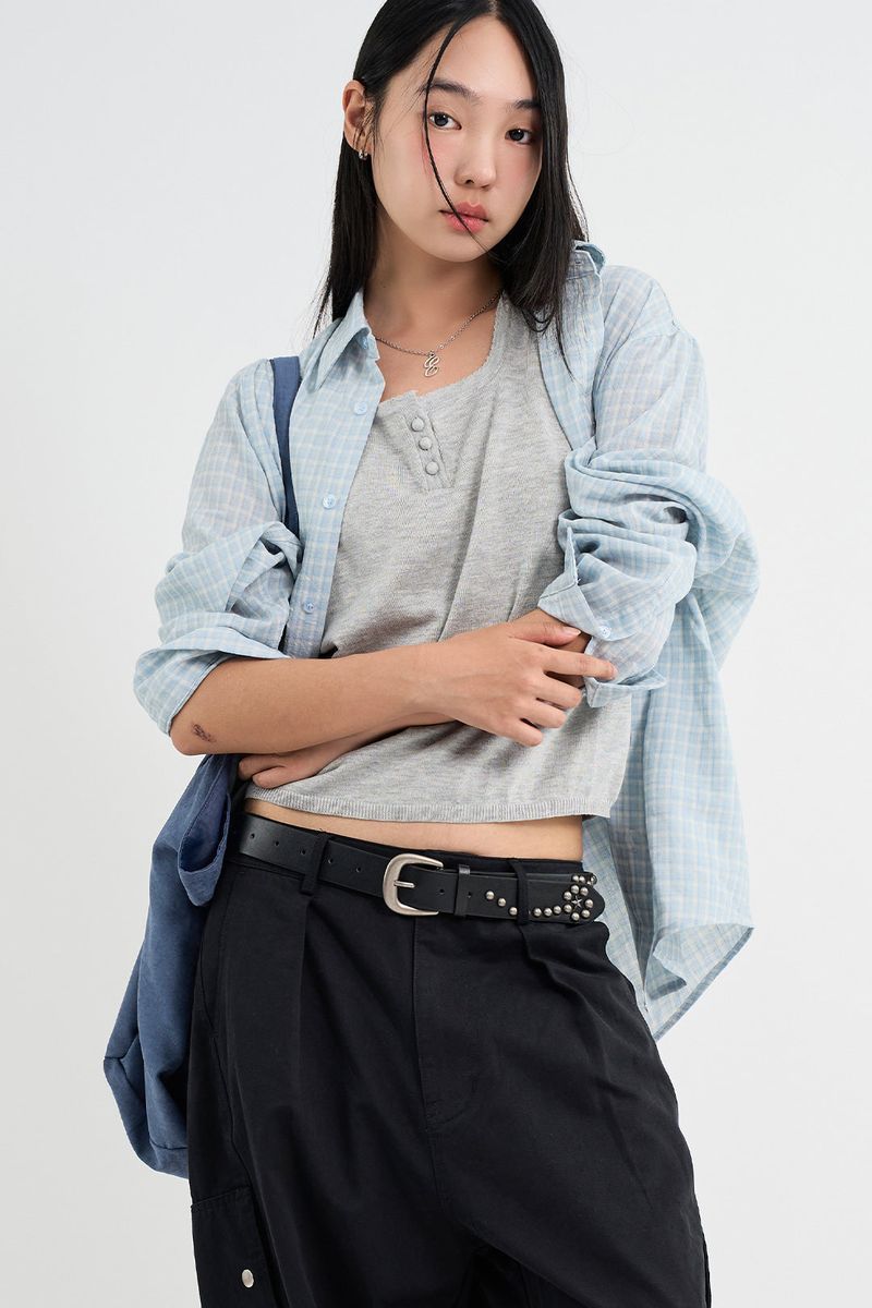 Star stud leather belt