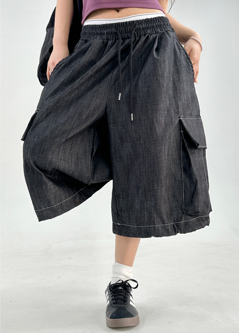 BLUE BERMUDA DENIM CARGO PANTS💙🖤 - 2 COLORS