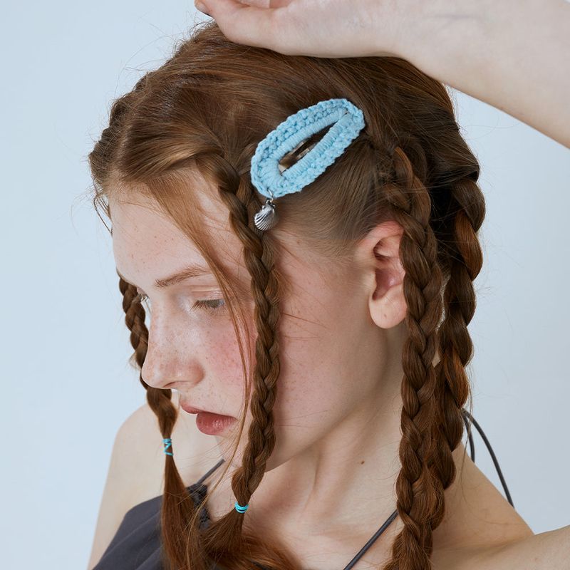 CLAM HAIR PIN (BLUE) 1PCS