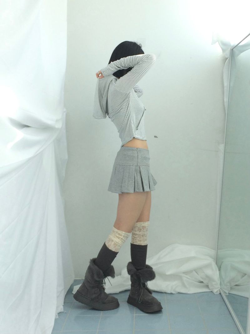 Basic Pleated Miniskirt