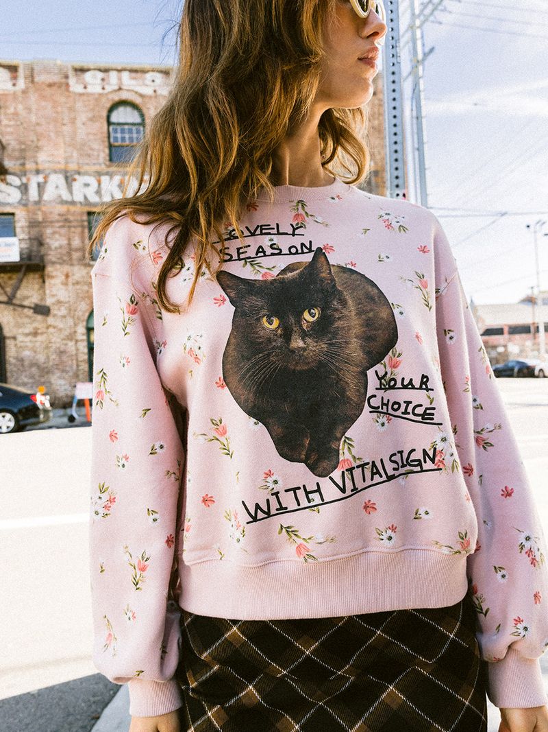 Flower Cat Lettering Sweatshirt (Pink)