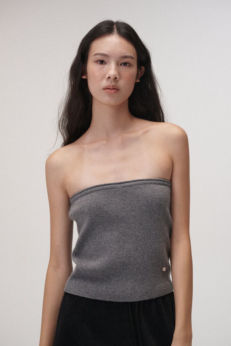 PLAT DU JOUR（プラドゥジュール）の「Camel tube top (Grey)（Tops）」