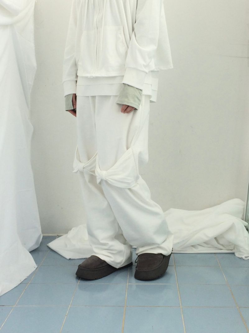 Double ribbon knee-point pants
