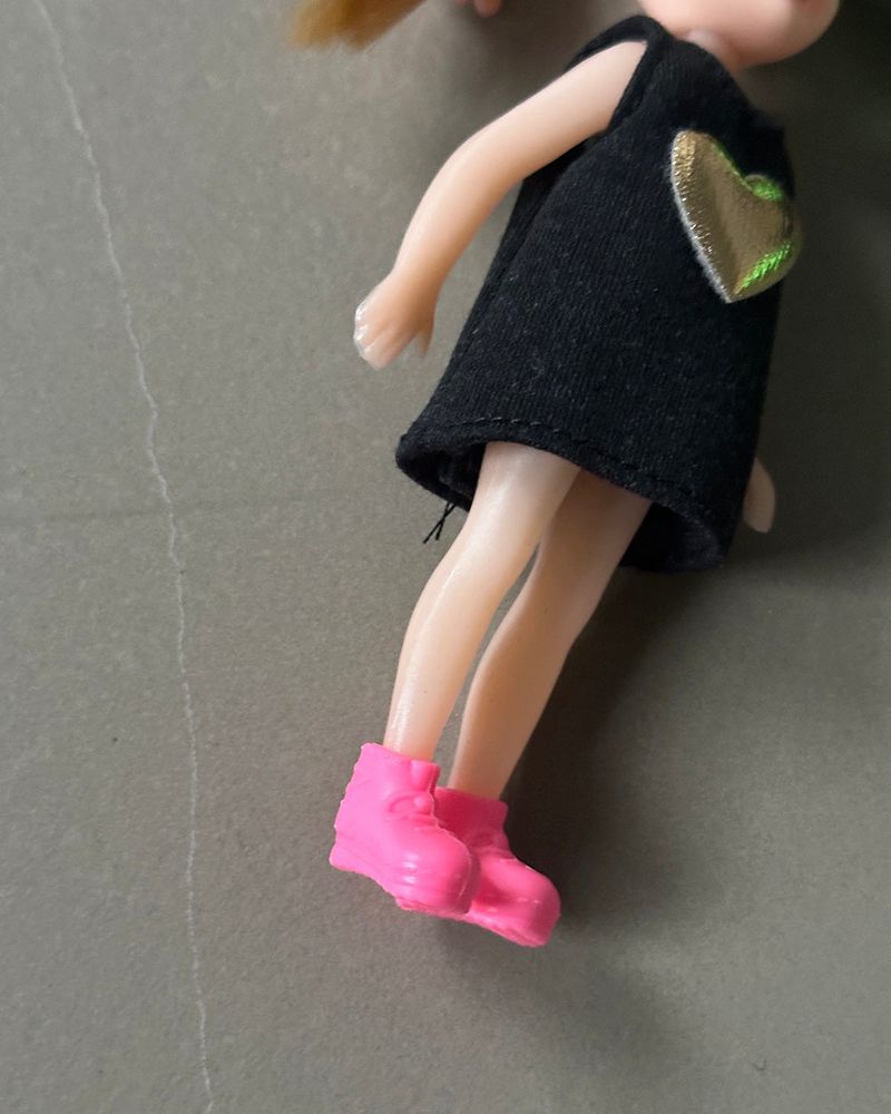 Mimi's doll keyring