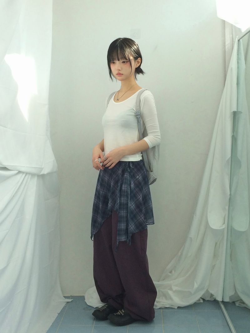 U-Neck Three-Quarter Slim Line Cotton Top