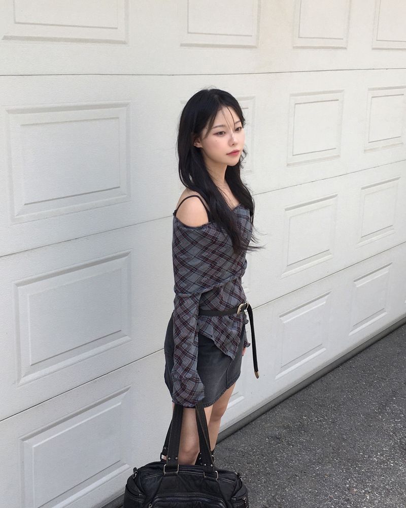 Dark denim mini skirt