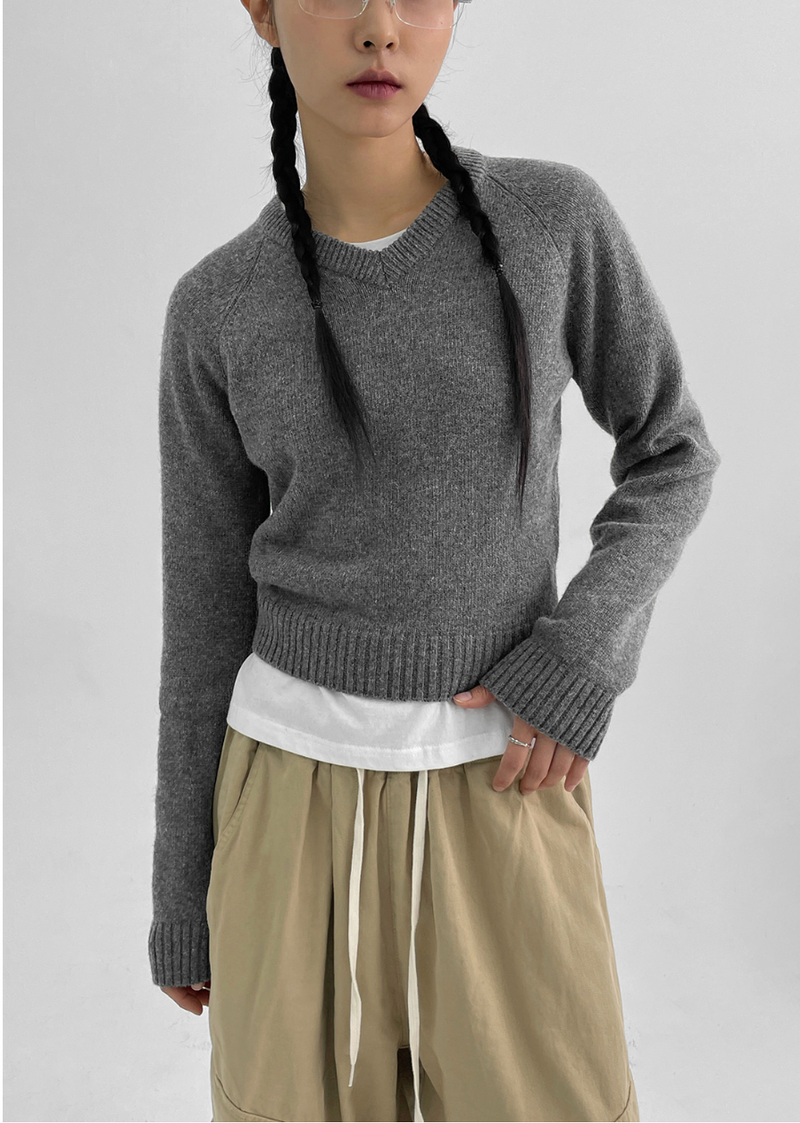 [MADE] STENNE V-NECK KNIT 50% WOOL